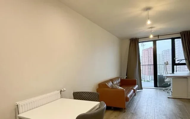 LH-581 North End Road 0