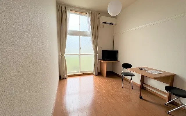 レオパレスセルボ - Kishiwada student accommodation - 106号房间(带独立厨房)