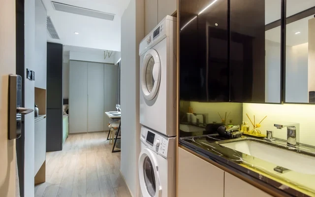 West Lake Qingchun Road Store -- CJIA Prime Apartment 1