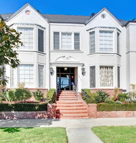 9619 W. Olympic