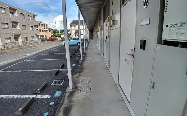 レオパレスカシオペア 1