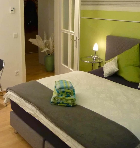 Apartment in Kreuzeskirchstrasse, Essen for 33 m²