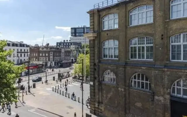 apartment in Kings Cross 0