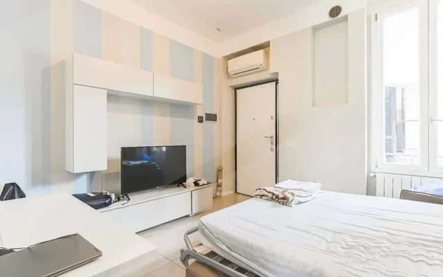 Apartment in Via Marco Aurelio, Milano for 28 m² 1