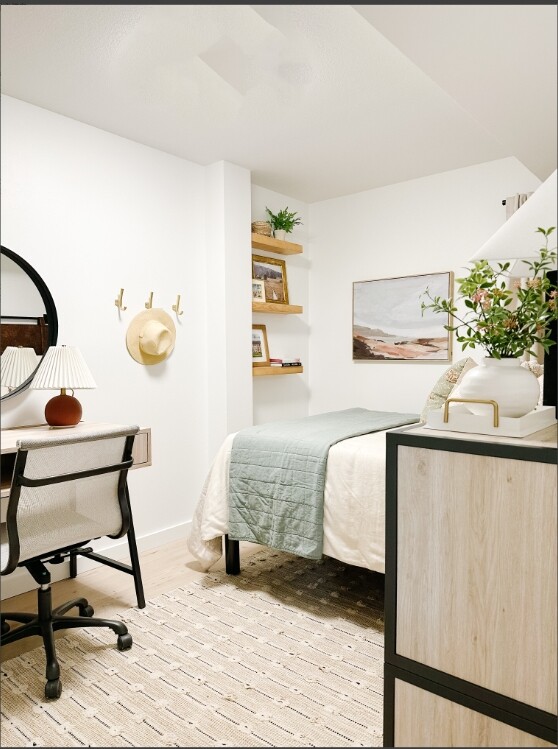 3 BED 2 BATH LOFT PLUS