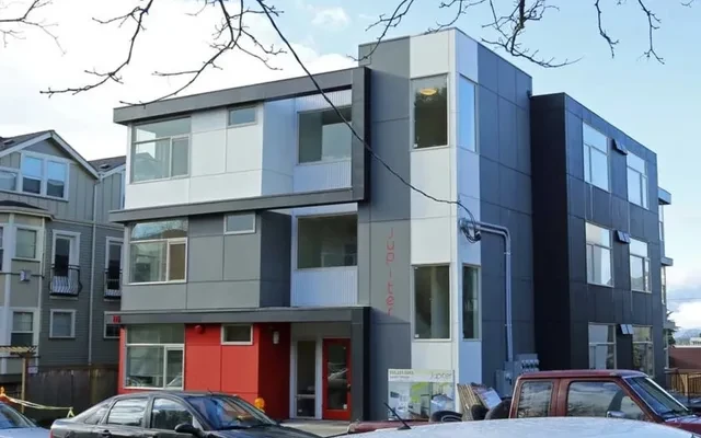 Jupiter Apartments 1