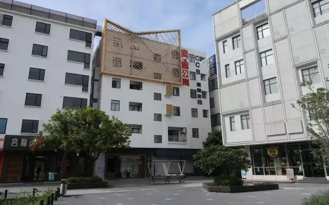 窝趣广州高增地铁站公寓 0