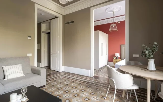 Paseo de Sant Joan Stylish 1