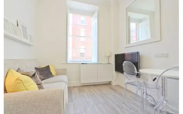 Wilson Street, BS2 9HA 4