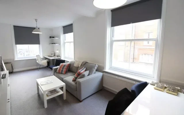 LH-Flat 2, 50 Leather Lane 1