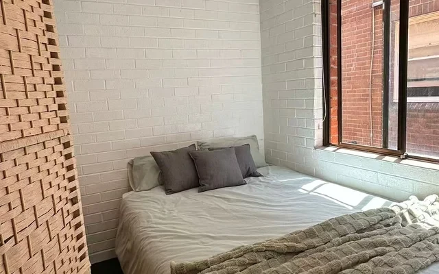 341-342 Anzac Parade 0