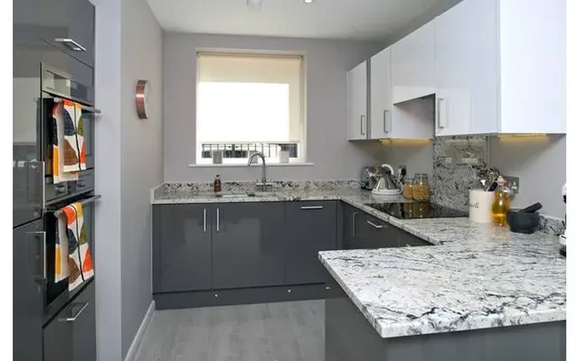 Bishop Street, BS2 9JR 2