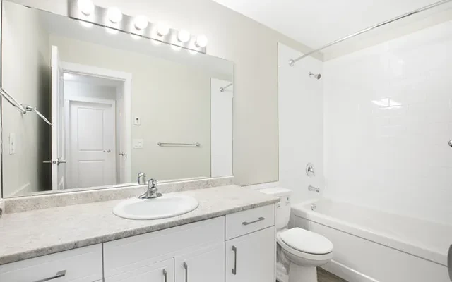 Sun City Court Apartments 4
