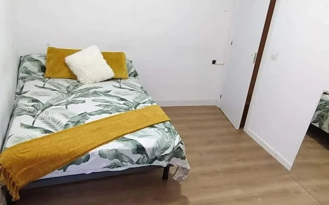 Huertas 48 1, 28014 2