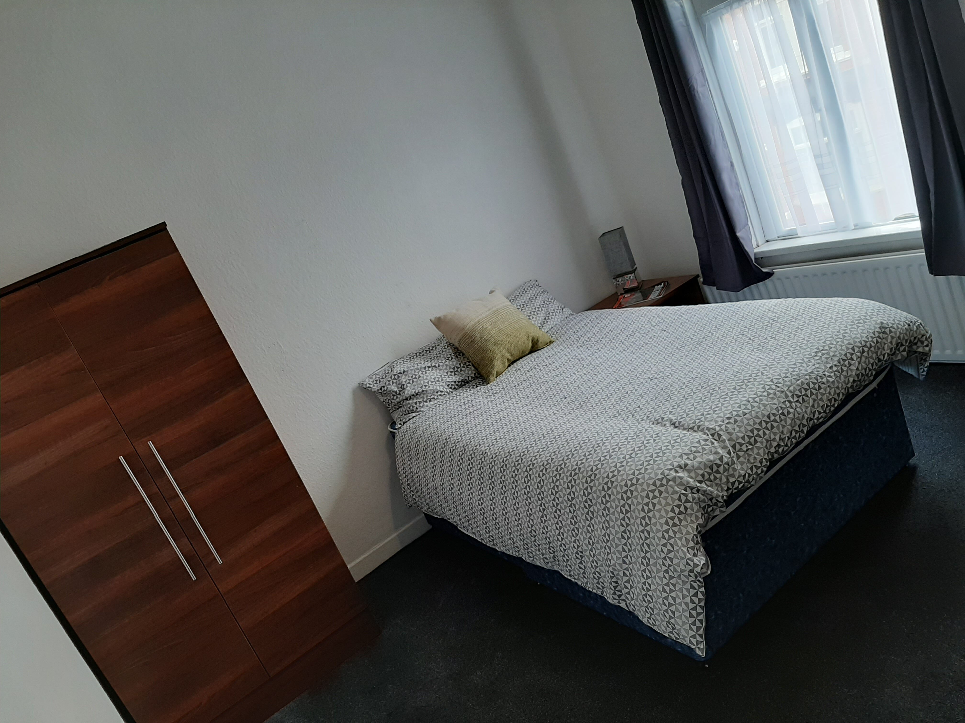 4 Bedrooms-First Floor Front