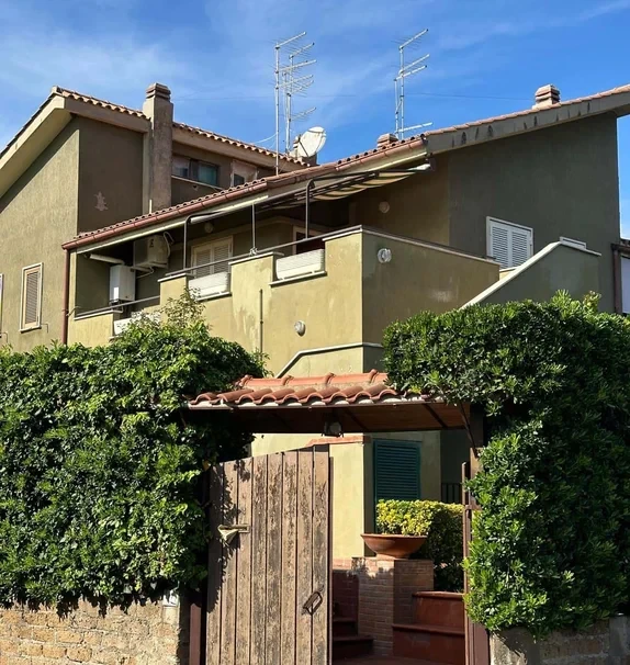 Spazioso Appartamento con Terrazzo e Mare a Due Passi – Cerveteri (RM)