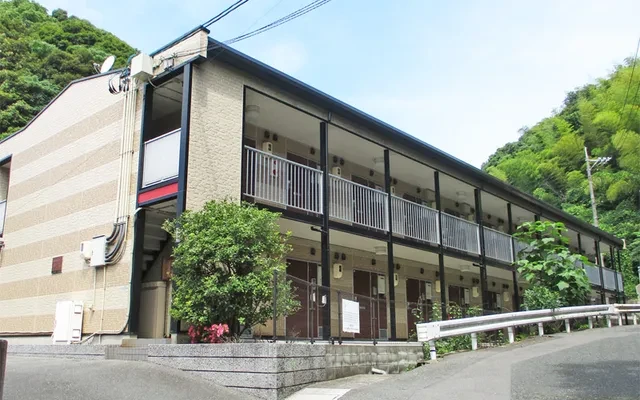 レオパレスシャンテ 4