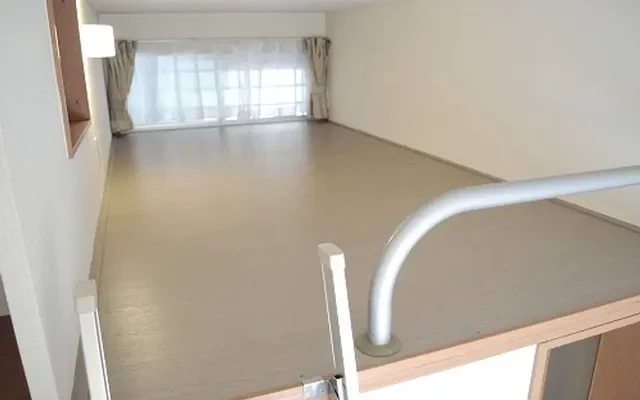 レオパレスヴァン 3