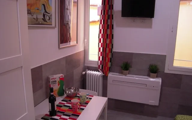 Via Nazario Sauro 5 (B8) 4
