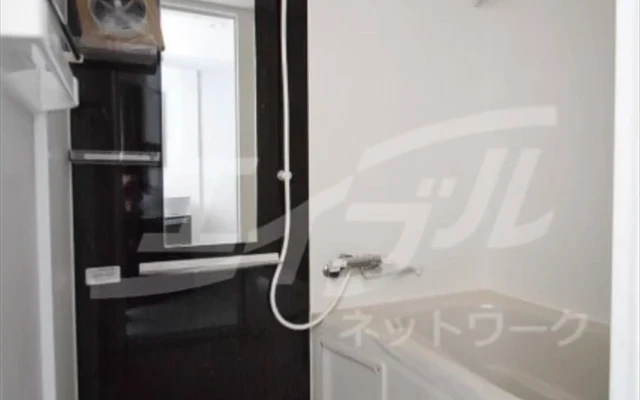 COURT Kandaimae 505 4