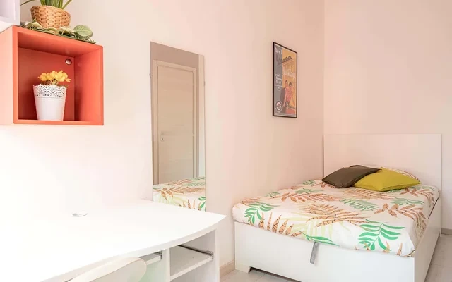 VIA CONCILIO VATICANO II 1 <br> PRIVATE ROOM S1 3