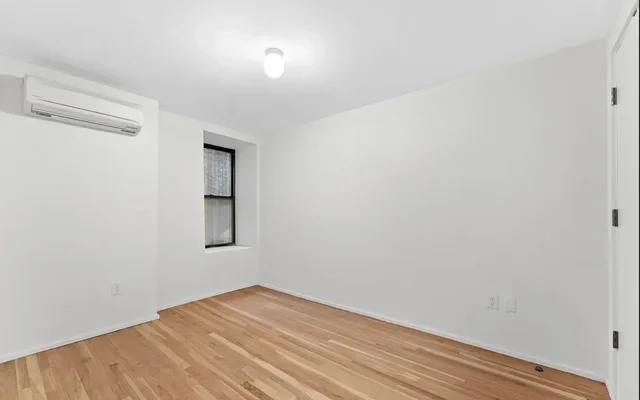 813 Saint Nicholas Ave 3