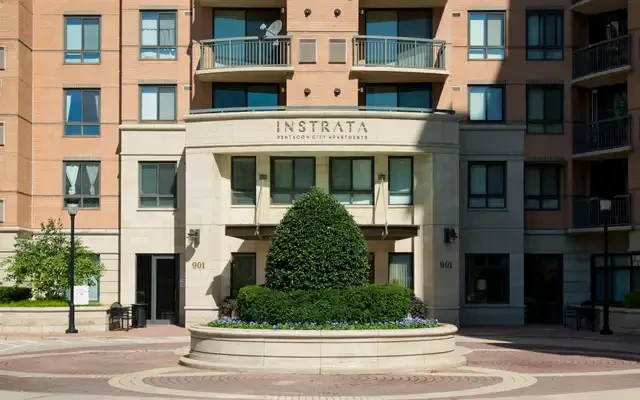 Instrata Pentagon City 1