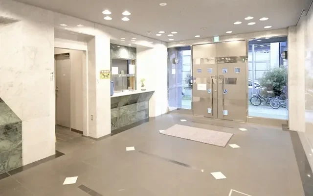 レオパレスＦｌａｔ新栄 1
