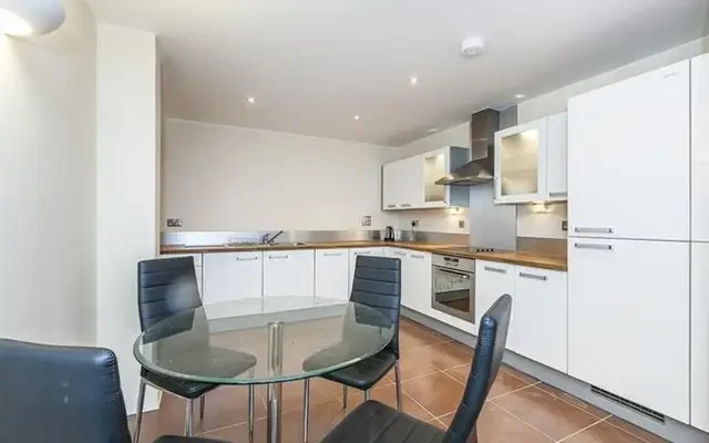 Seagull Lane, London, E16 1BZ 2