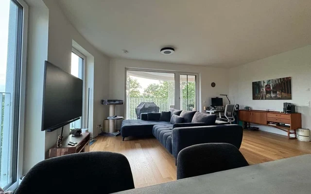 Apartment in Sydneystrasse, Hamburg for 93 m² with 2 bedrooms 2