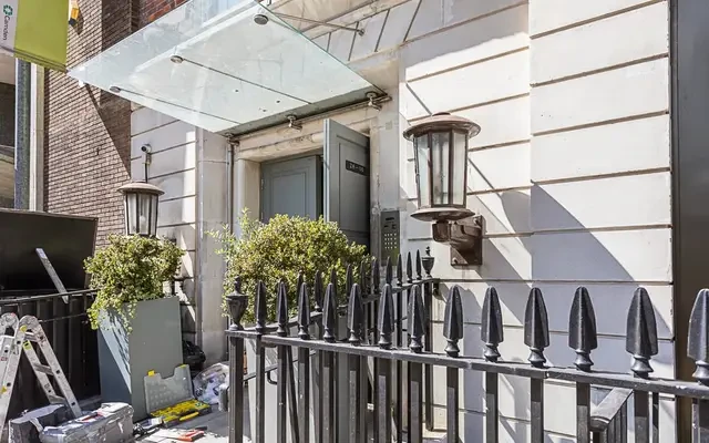 Theobalds Road 12021# 1