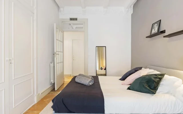 Calle de Ferraz 11ES-15-017-001H 2