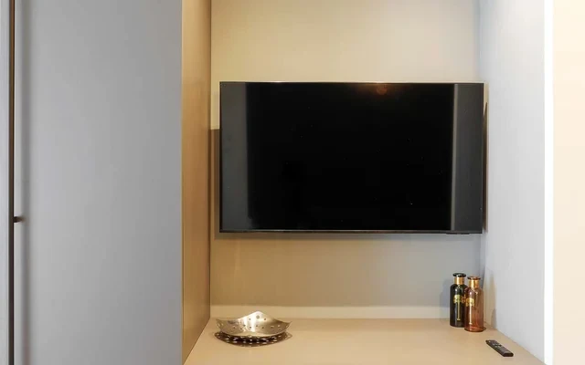 Moderno bilocale in Via Archimede, Milano 4