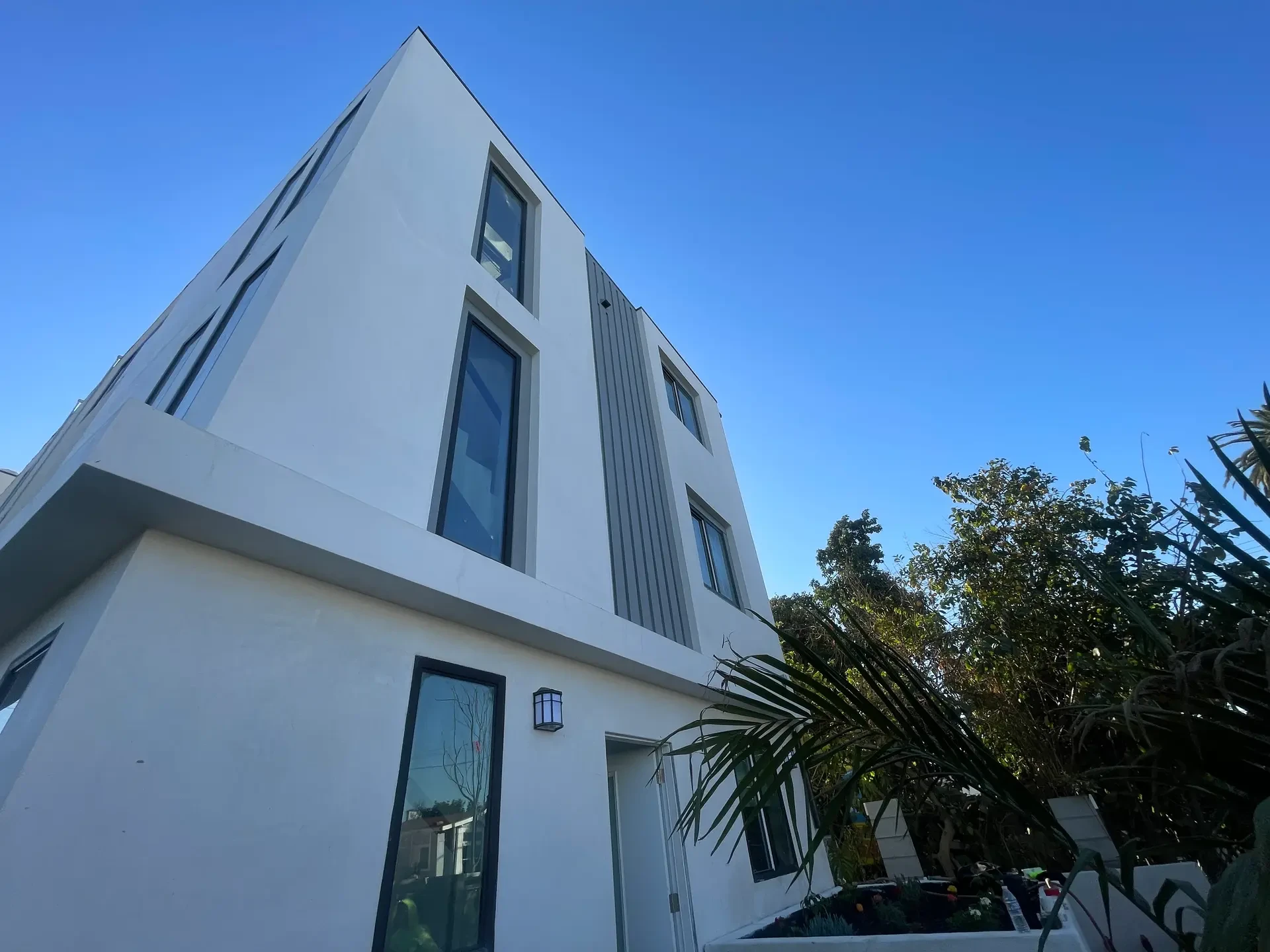 1272 Rolland Curtis Pl