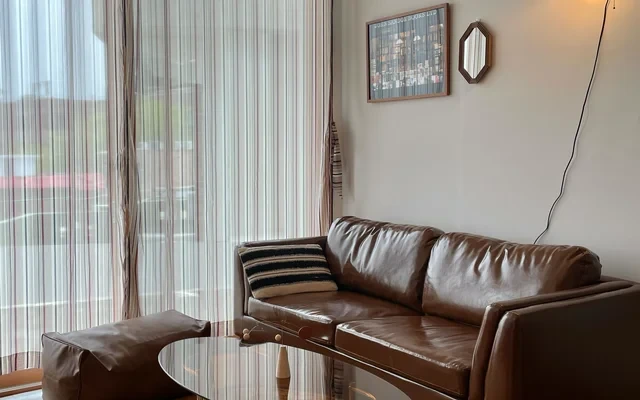 #40 Hyehwa, Four-Bedroom Apartment with Furniture 0