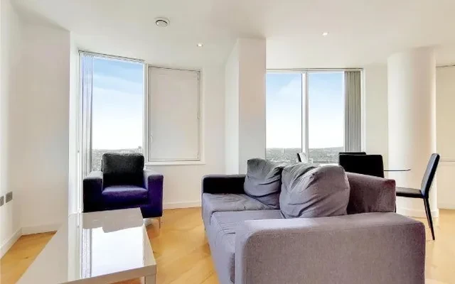 LH-158 High Street 0