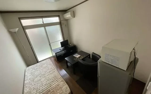 AP673 Libero National 101 2