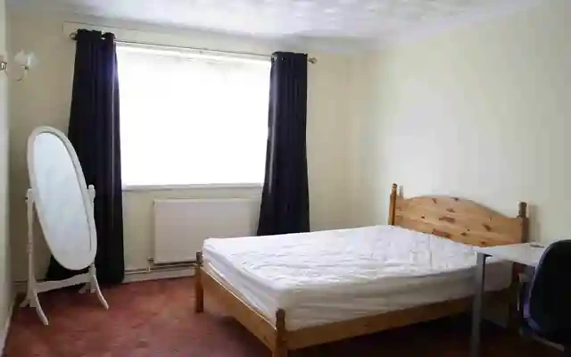 Entire Place·3B···4 St Pauls Road 2