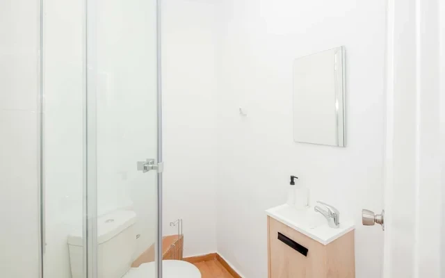 H1 - C/Cadiz 81, 1º puerta 2 - (6H2B), LF, VLC 3