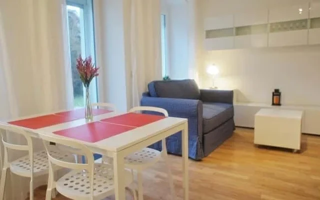 Greta: Apartment mit Gartenzugang in Friedrichshain 0