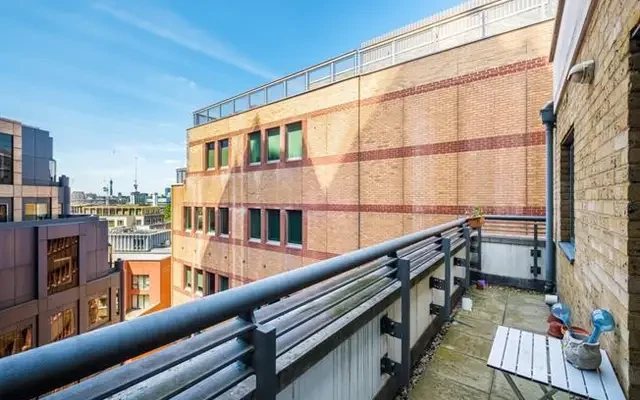 Aldersgate Street, London, EC1A 4HU 3