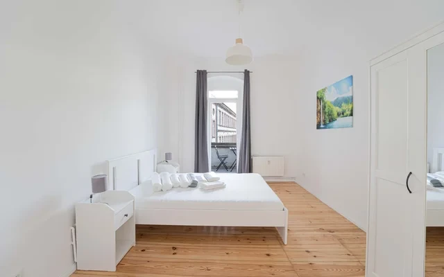 Studio Apartment 3