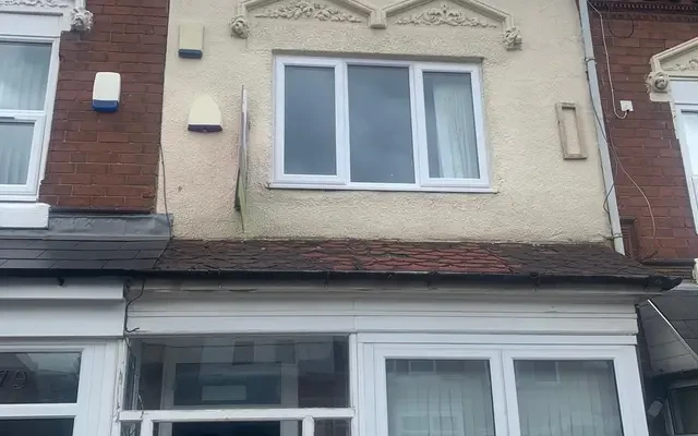 Shared Place·8B8B···181 Tiverton Rd 0