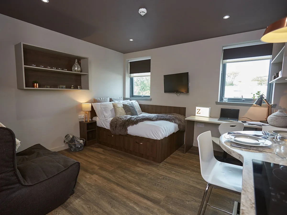 Superior Plus Studio