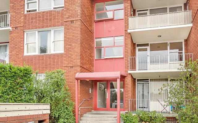 34 Barber Avenue 2