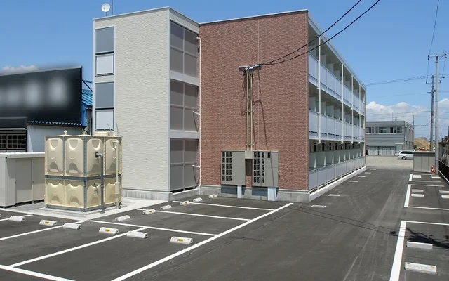 レオパレスフォレステール　千代 0