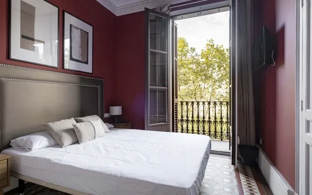 Paseo de Sant Joan Stylish 3