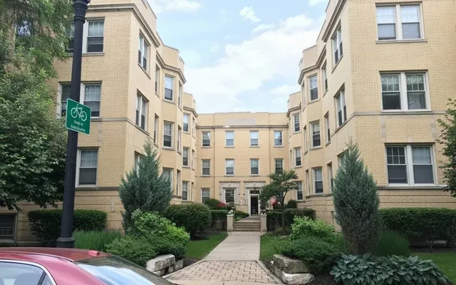 917-925 Hinman Ave 0