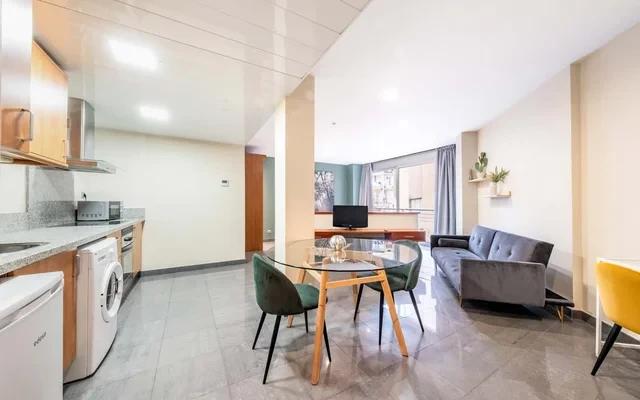 UNI1704 · Nice studio 1