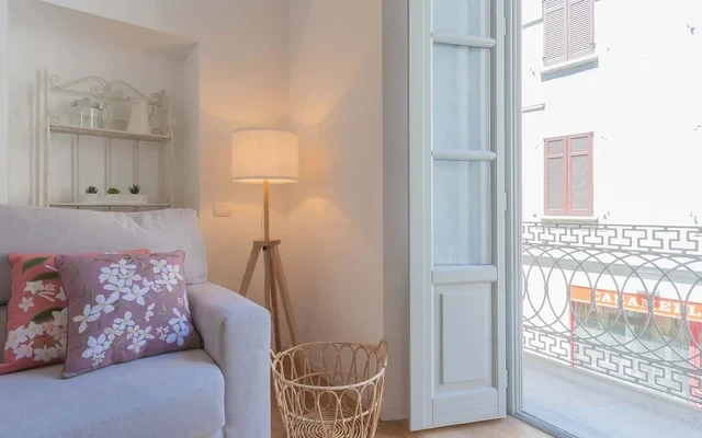 Independence Apartment with Balcony 4